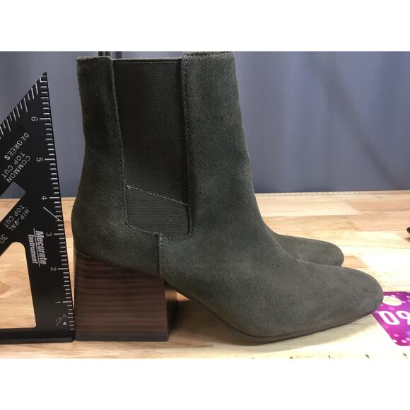 Blondo Waterproof Trendy Ankle Booties Women's 5.5 Black Square Toe Side Zipper - Picture 2 of 7